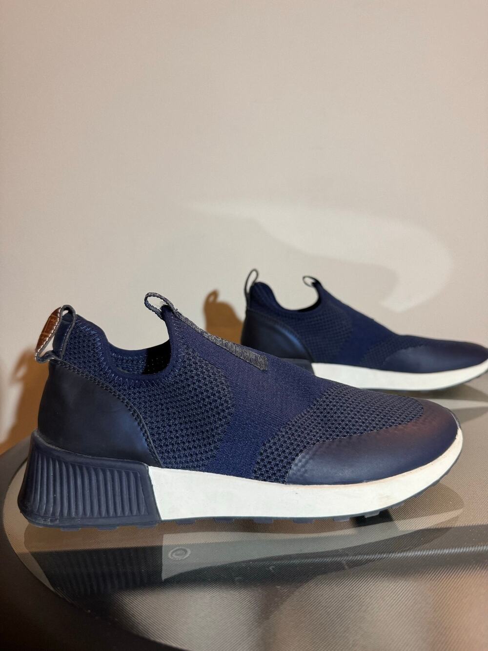 Sam Edelman 9.5 Blue Slip On Sneakers